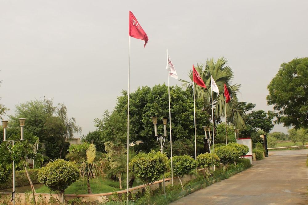Hotel Ramada By Wyndham Jaipur Jaisinghpura Extérieur photo