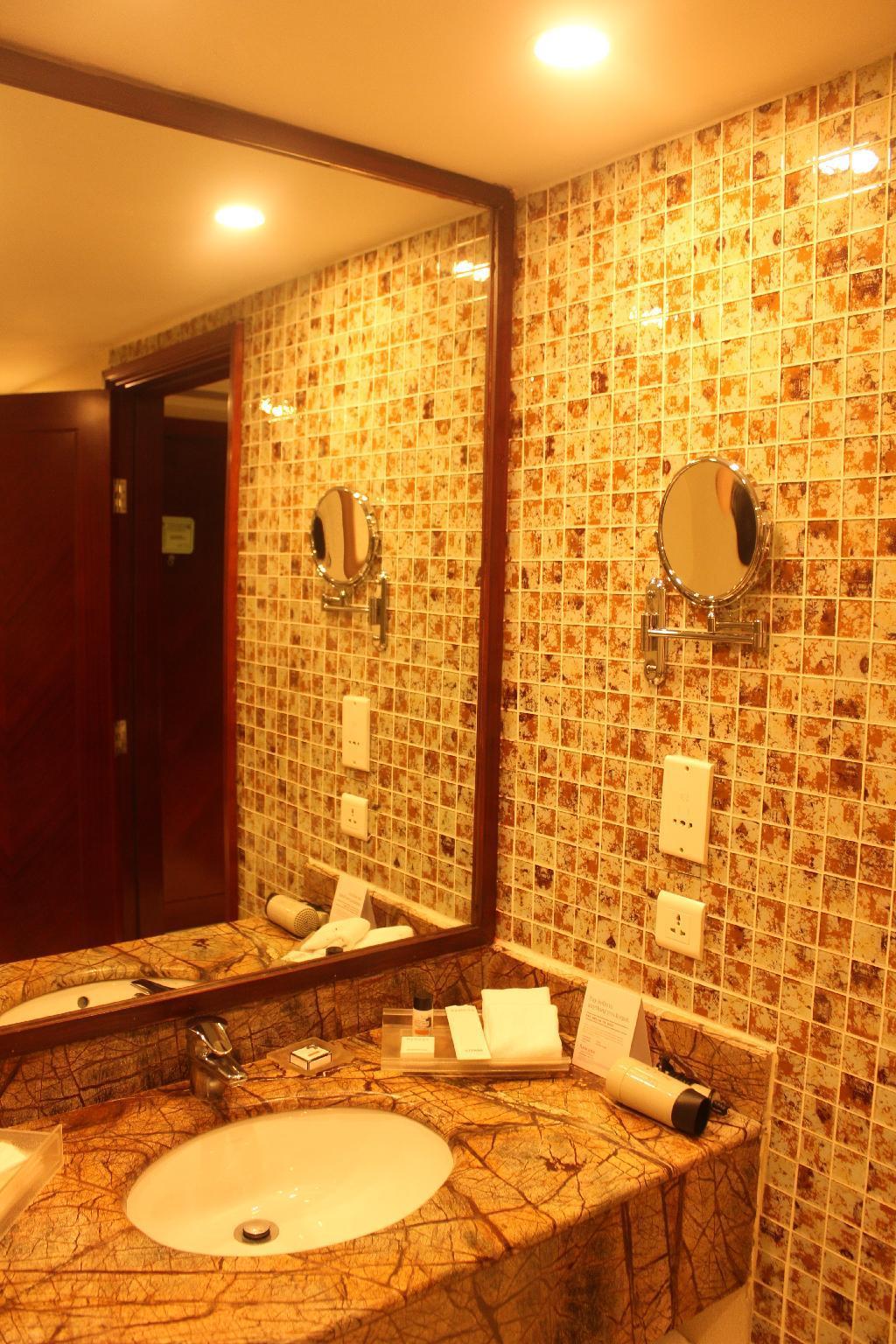 Hotel Ramada By Wyndham Jaipur Jaisinghpura Extérieur photo